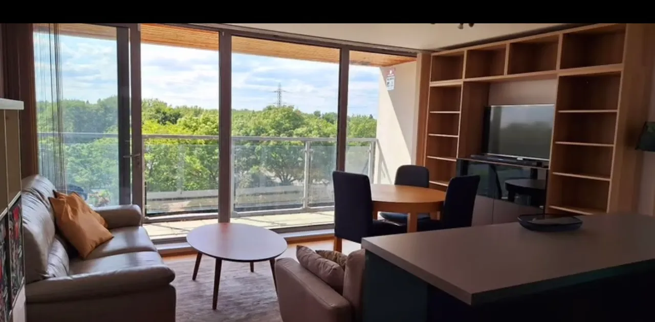 Property thumbnail 2