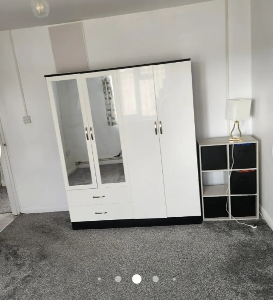 Property thumbnail 3