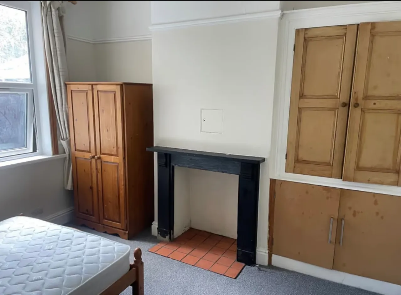 Property thumbnail 3