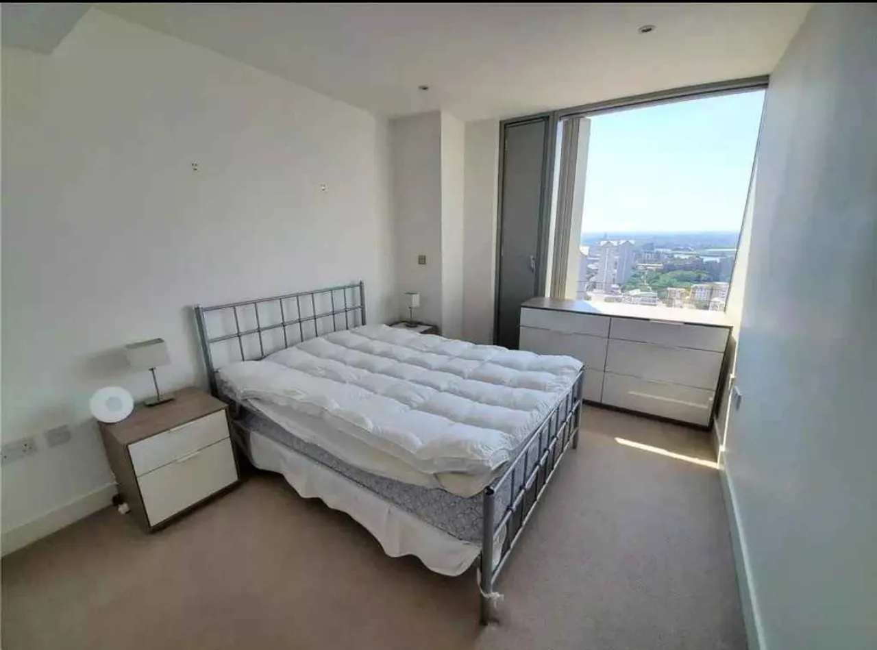 Property thumbnail 2