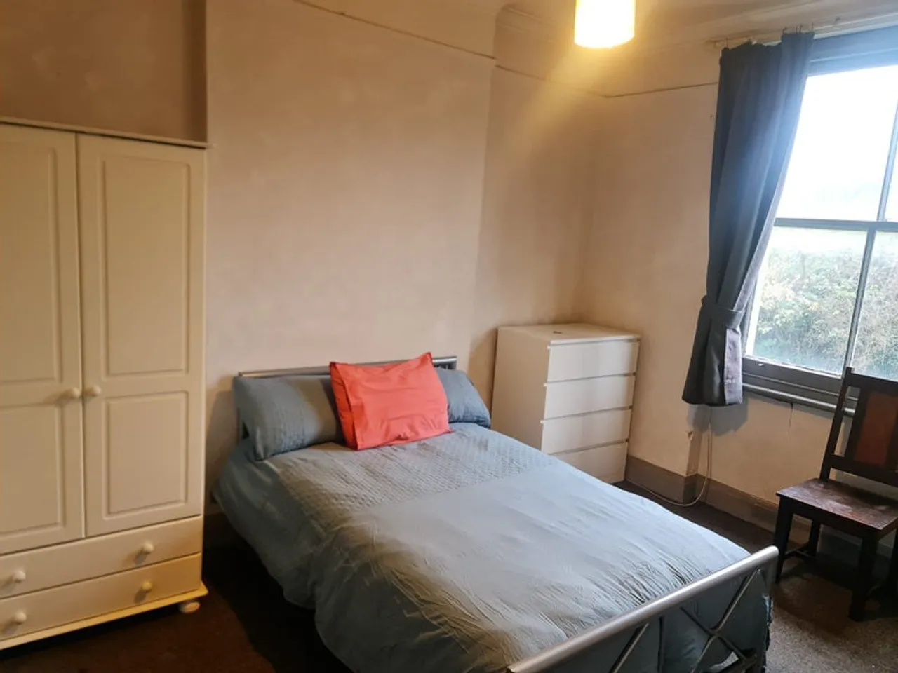 Property thumbnail 2