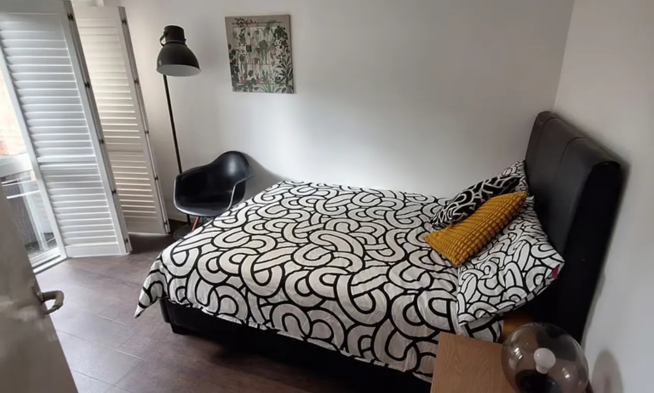 Property thumbnail 2