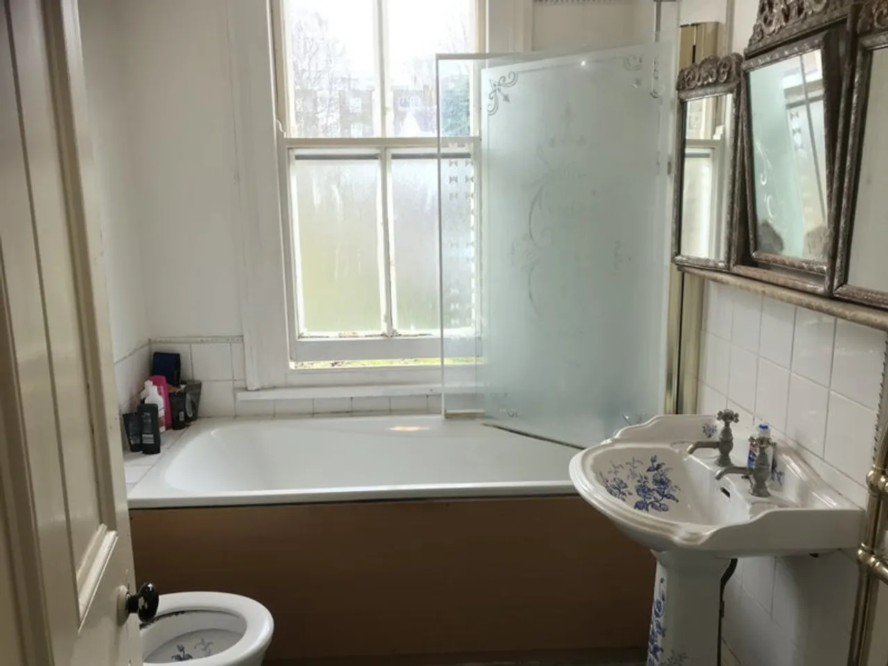 1746798647893-e9.jpg