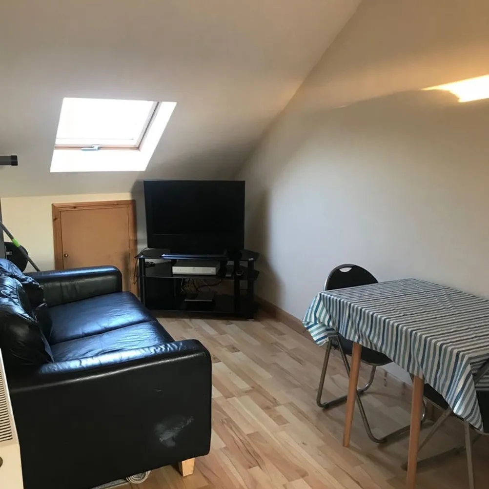 Property thumbnail 3