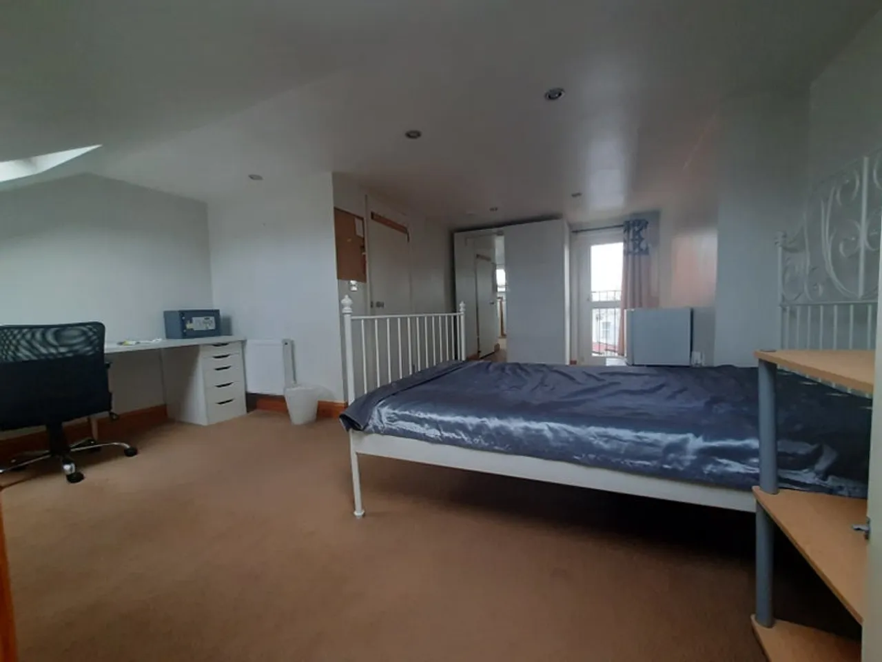1747305288804-k1.jpg