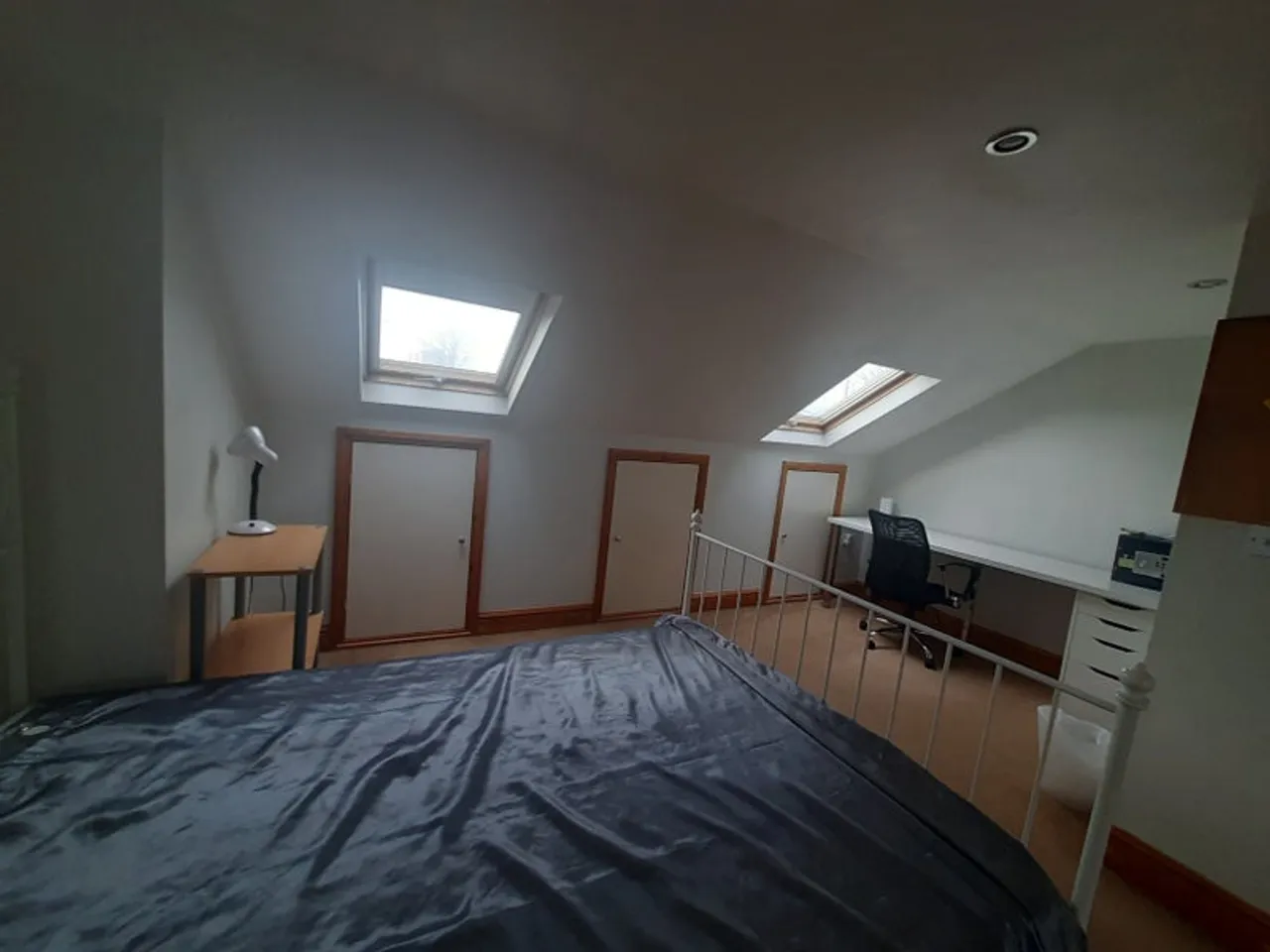 1747305305088-k2.jpg