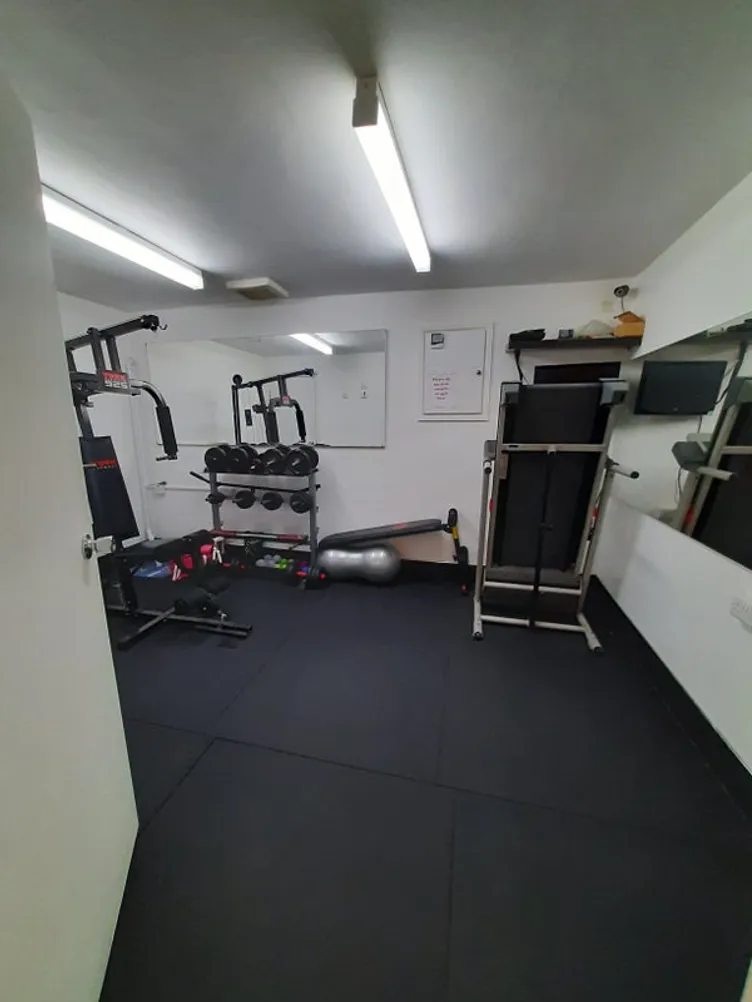 Property thumbnail 3