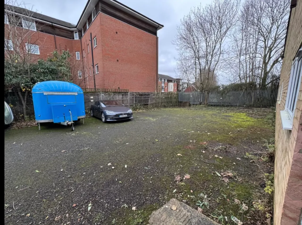 Property thumbnail 2