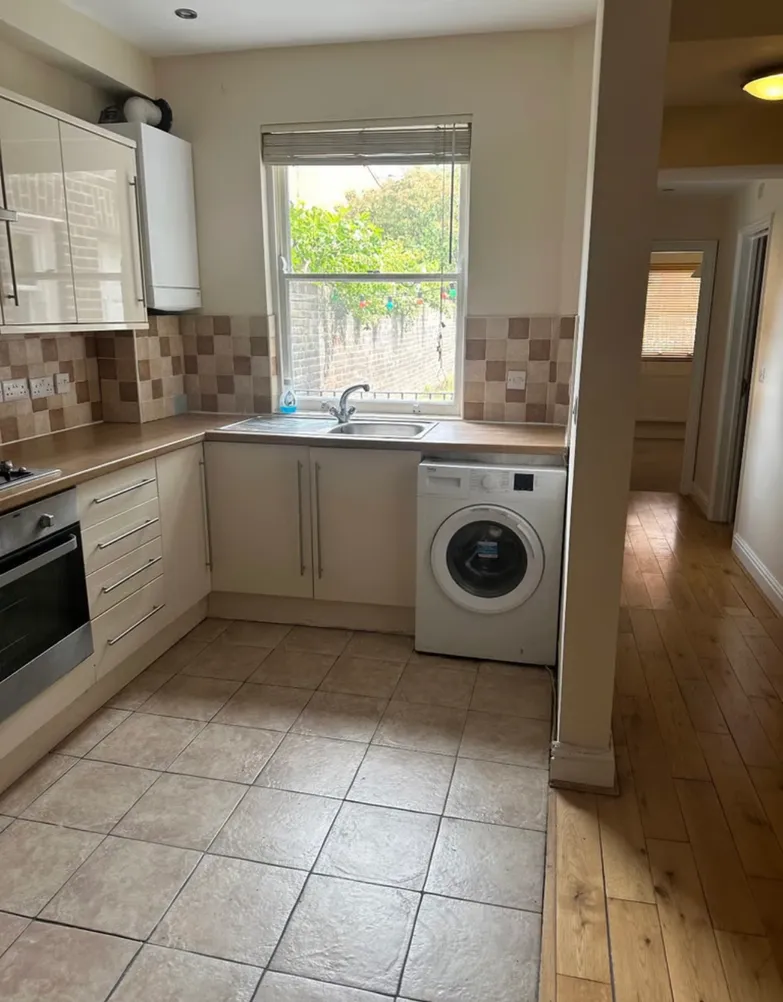 Property thumbnail 3