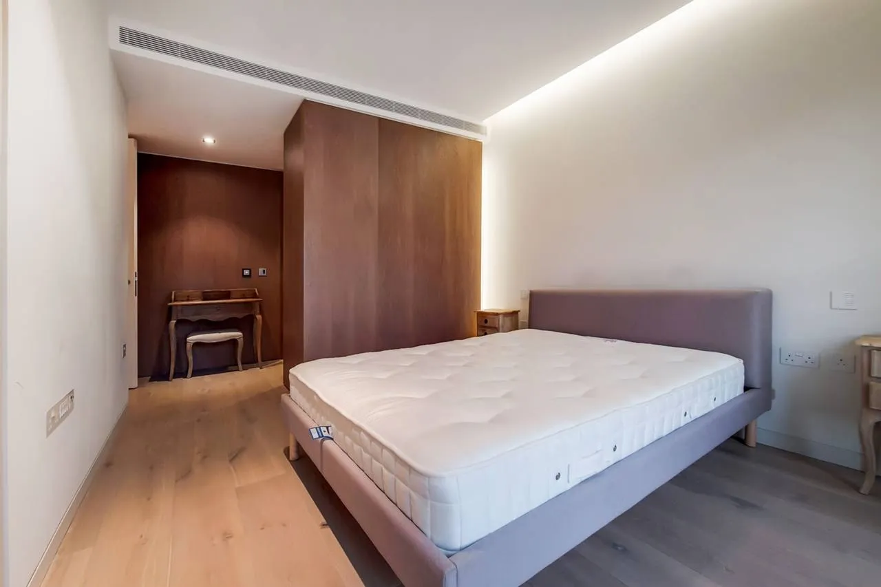 1751707243101-Bedroom.jpg