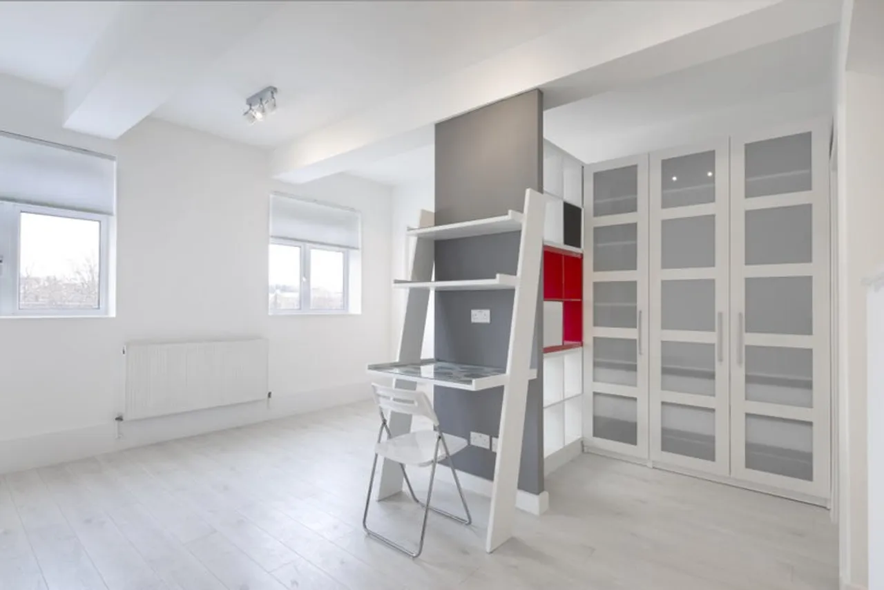 Property thumbnail 3