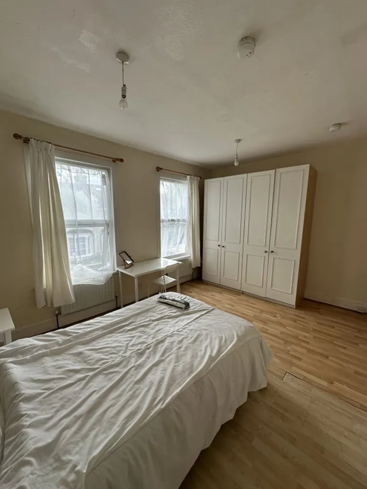 Property thumbnail 3