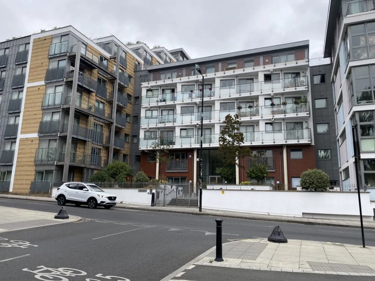 Property thumbnail 3