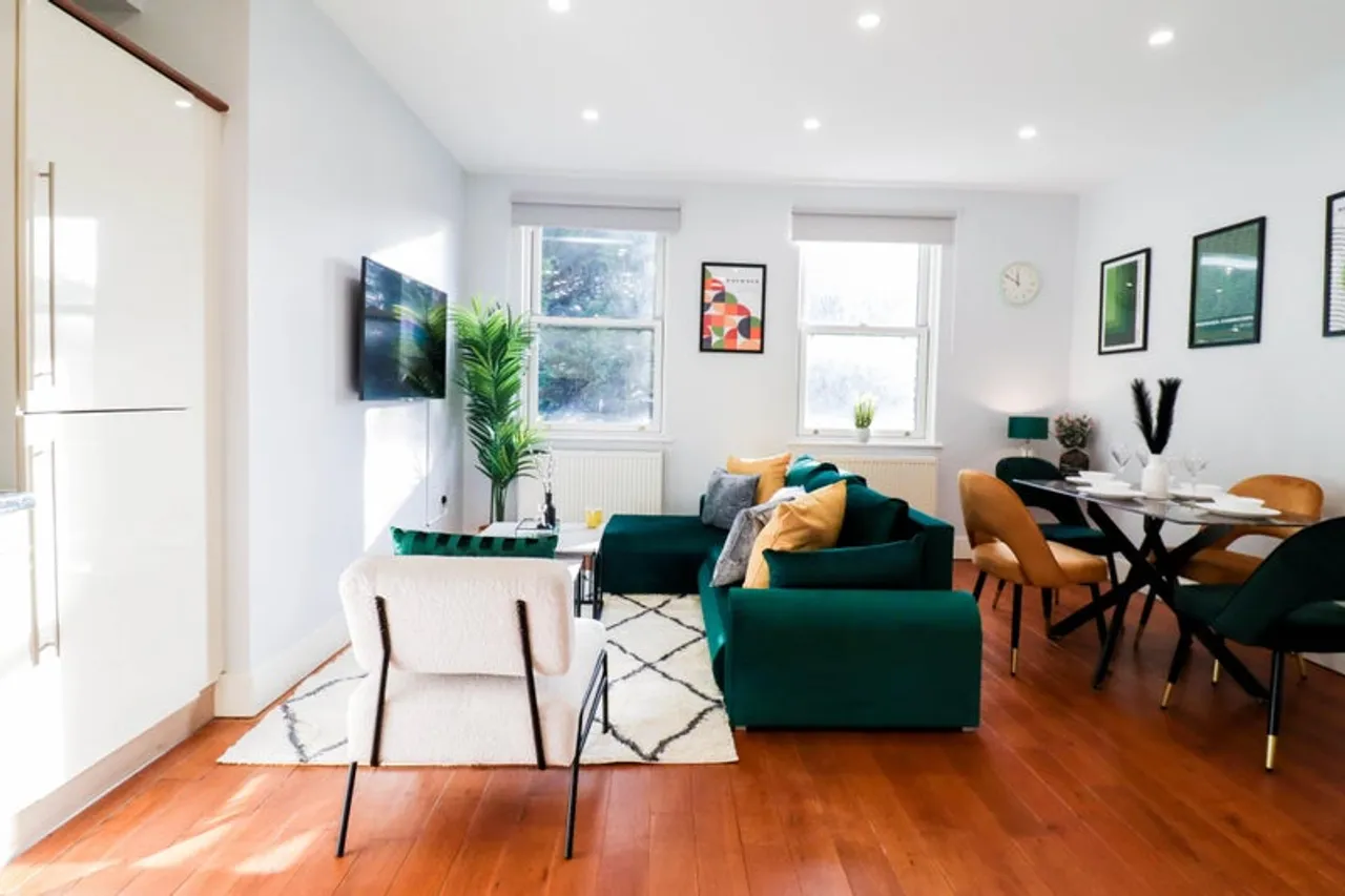 Property thumbnail 3