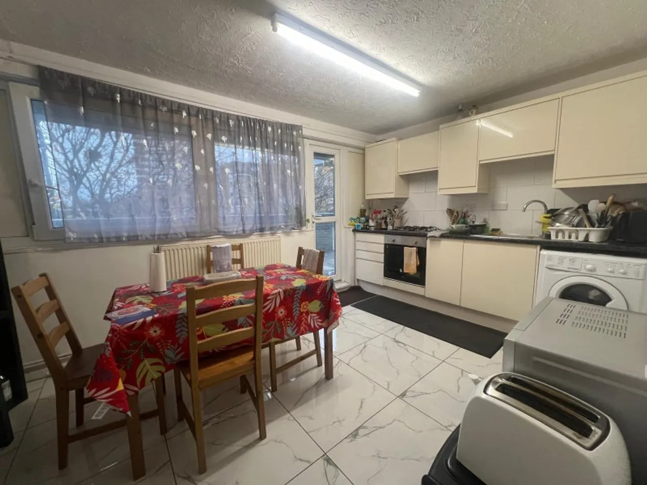 Property thumbnail 2