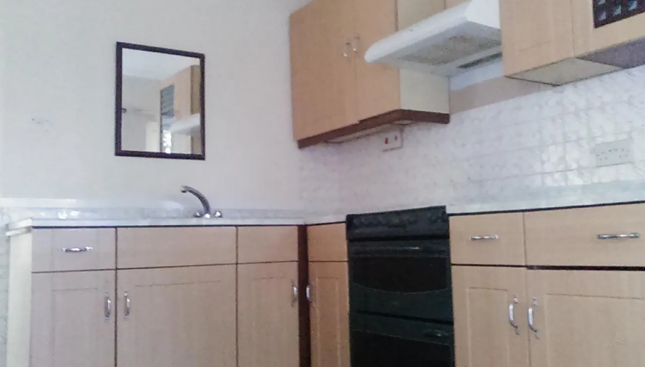 1757081636160-kit units.jpg