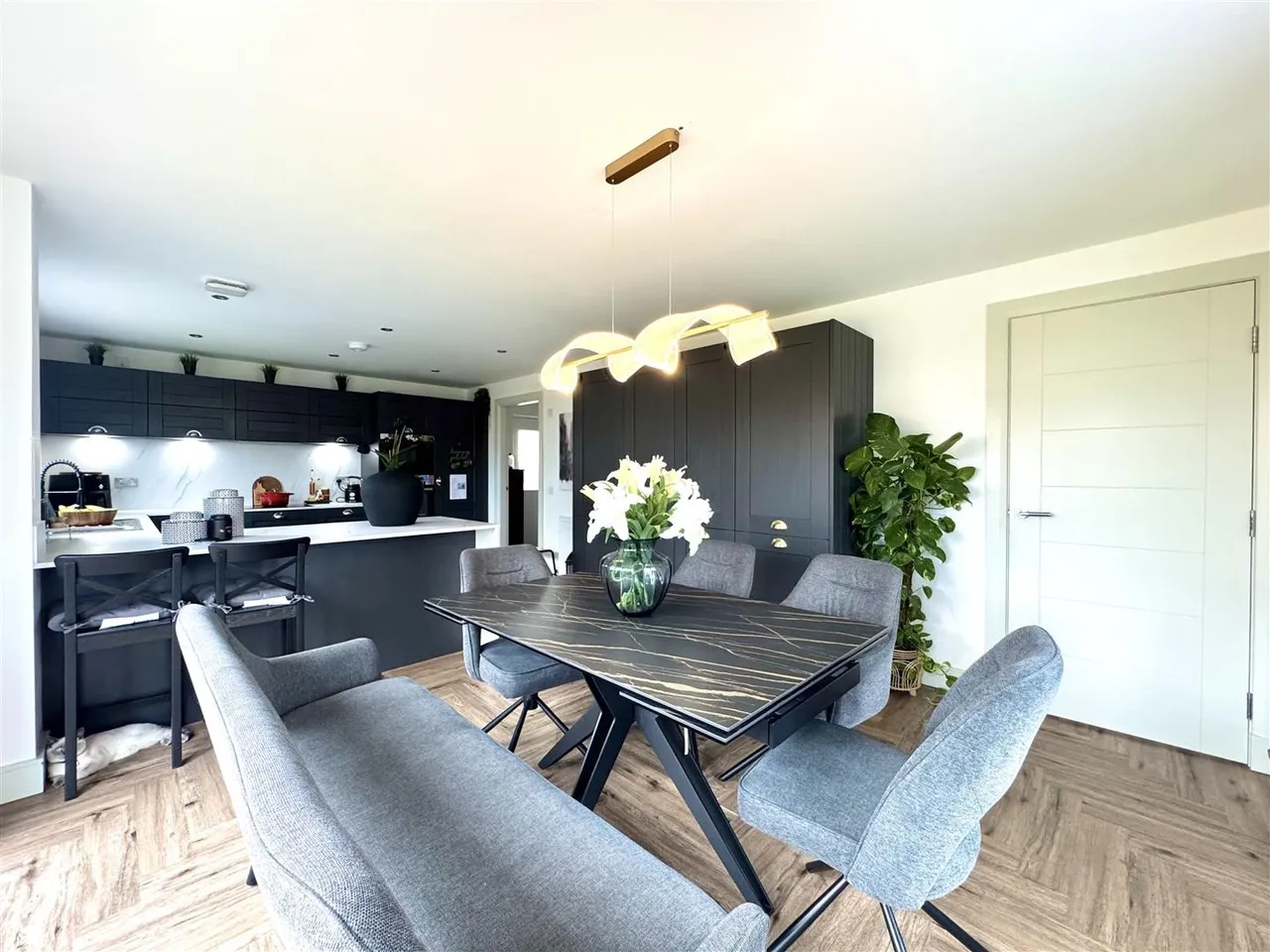 1761083356973-kitchen-3.jpg