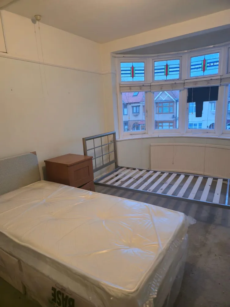 Property thumbnail 3