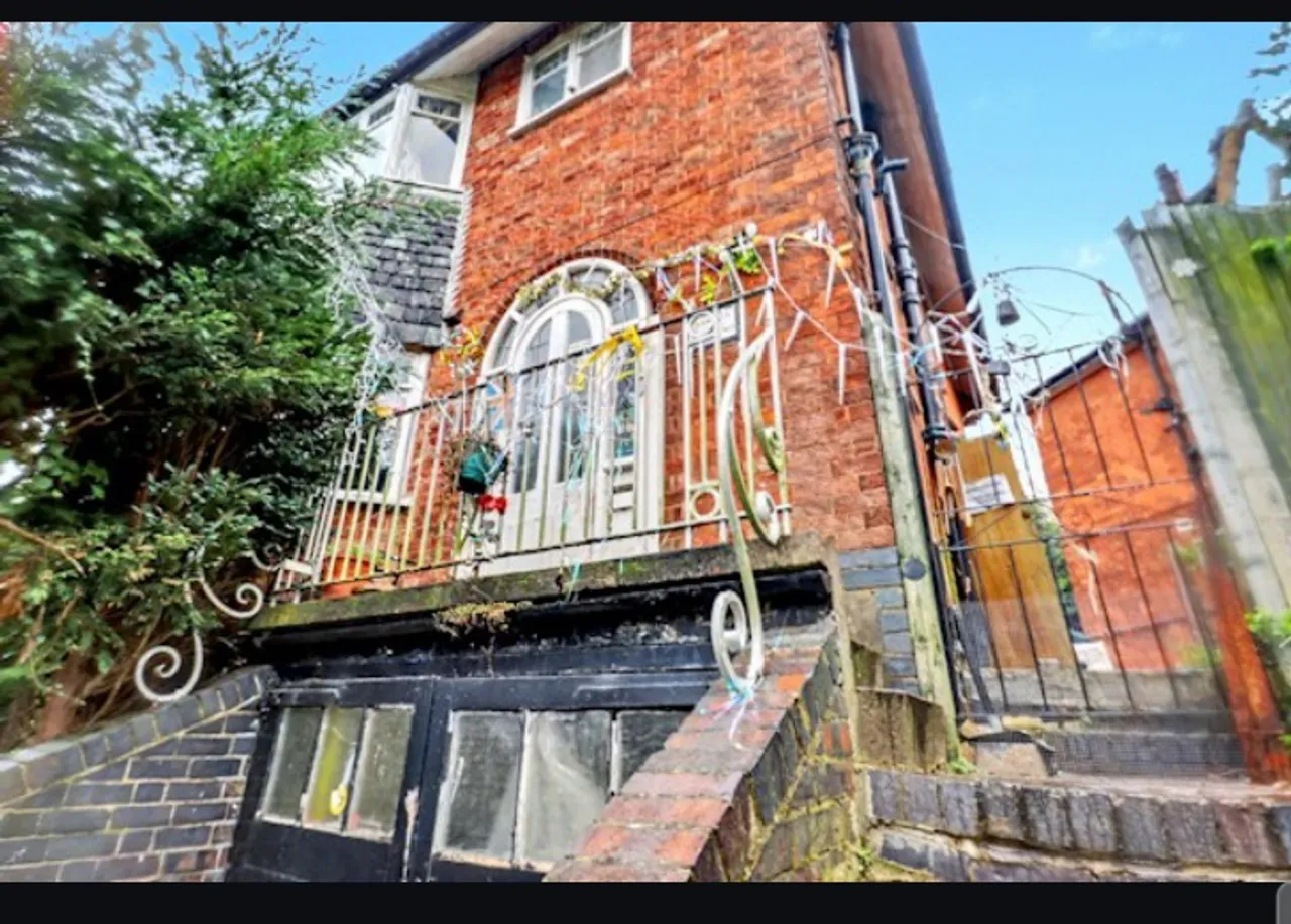 Property thumbnail 2