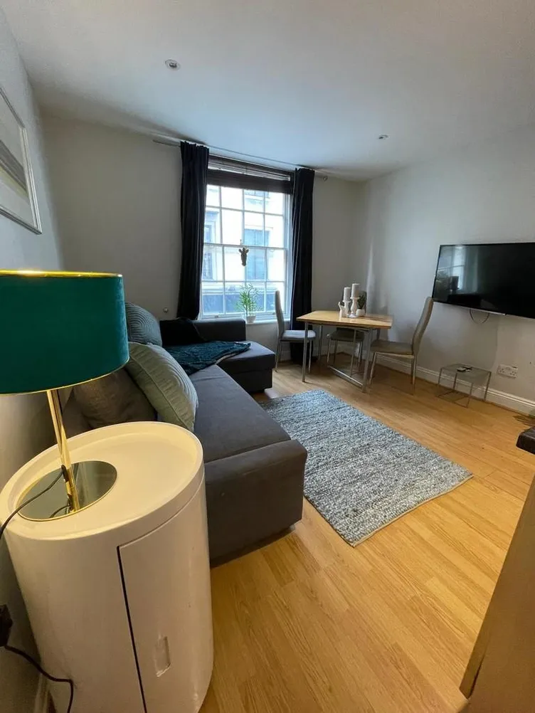 Property thumbnail 2