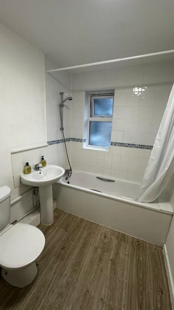 Property thumbnail 2