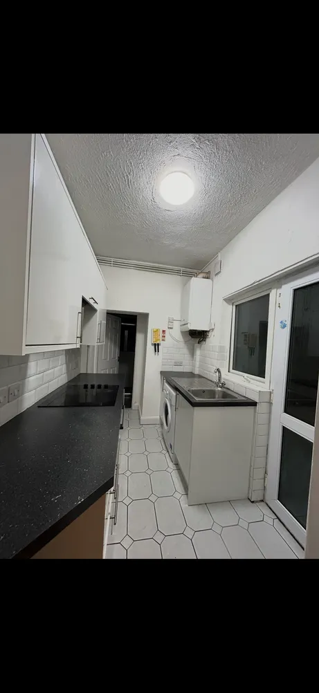 Property thumbnail 3