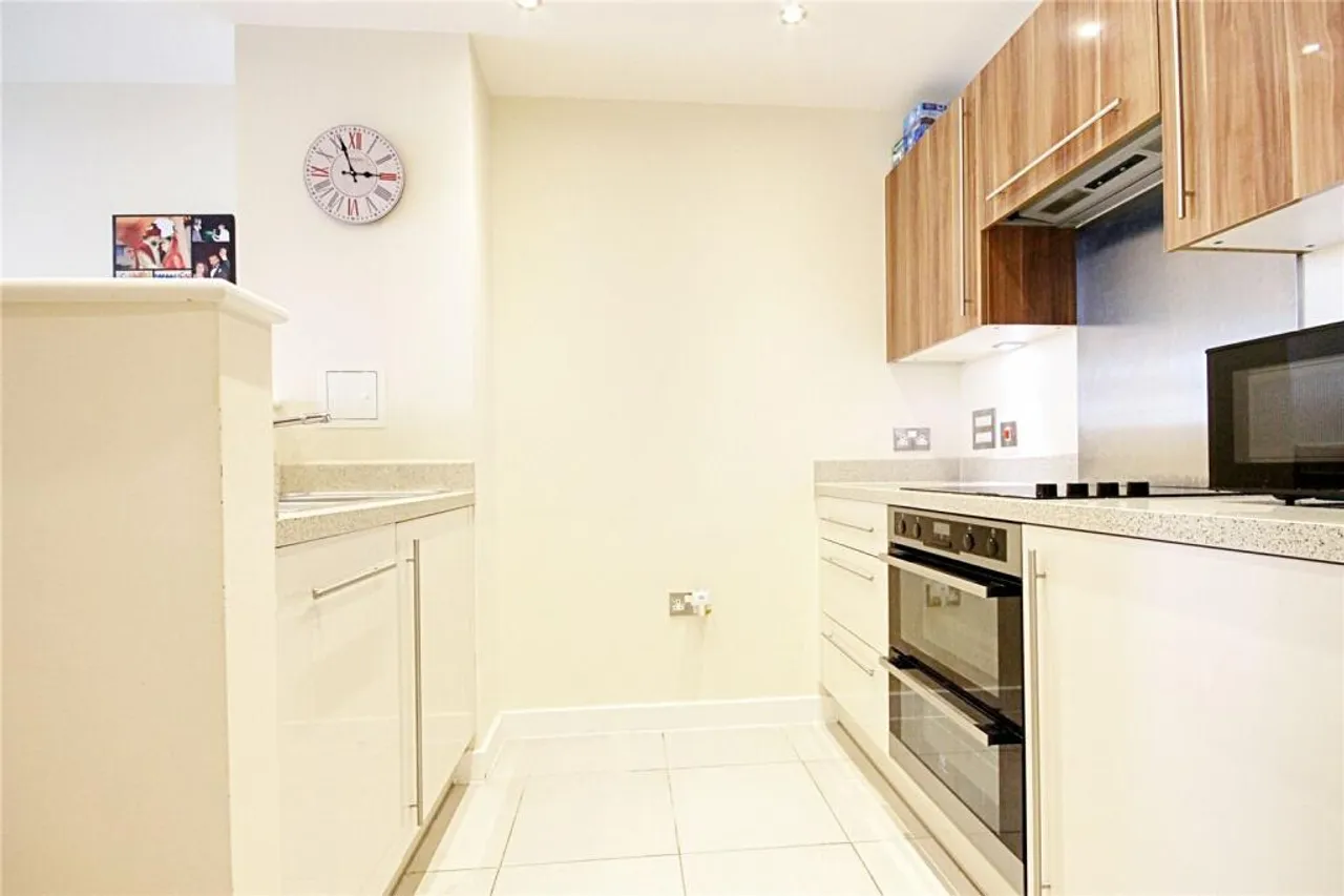 Property thumbnail 3