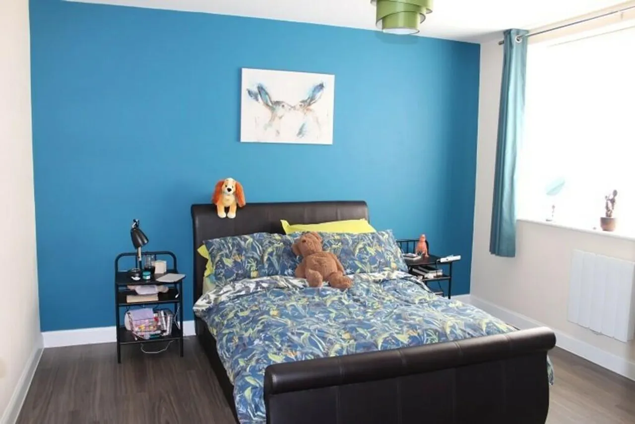 Property thumbnail 2