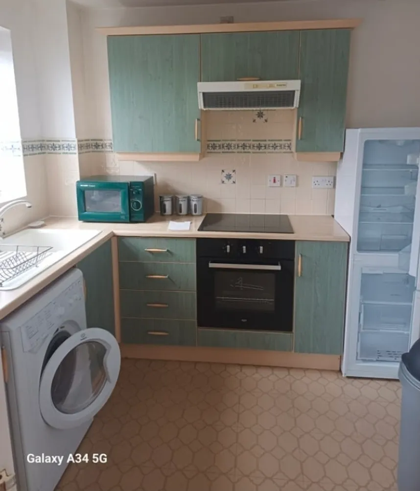 Property thumbnail 3