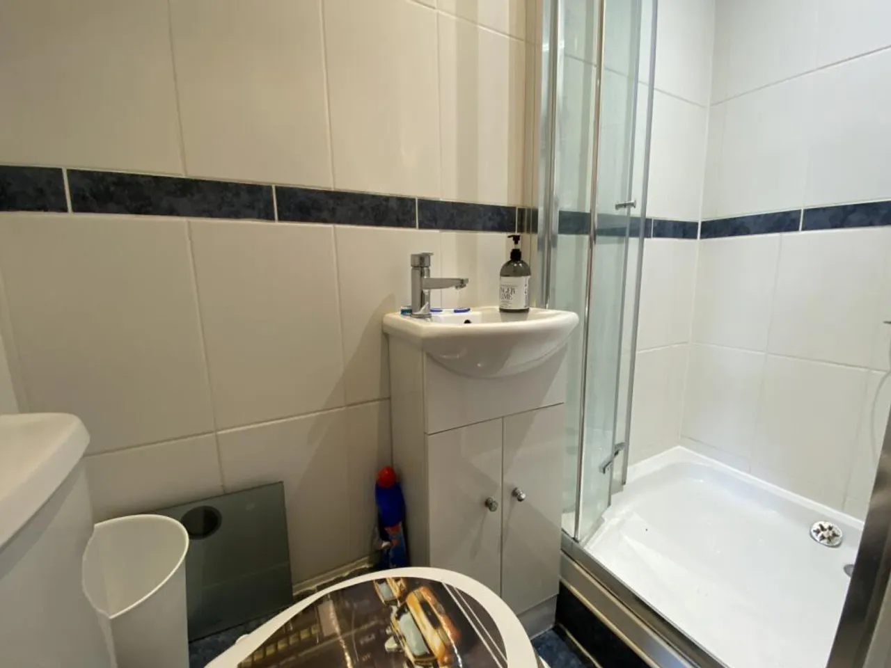 Property thumbnail 3