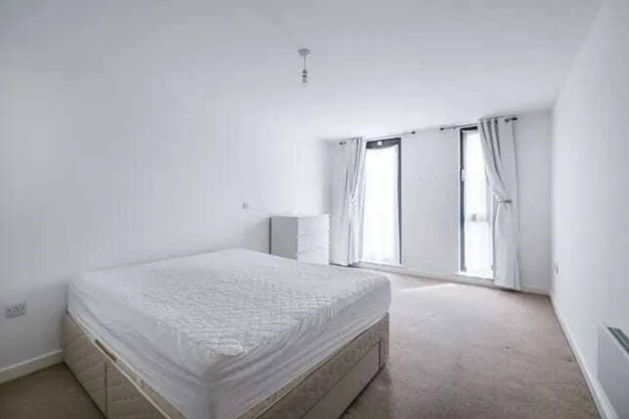 Property thumbnail 3