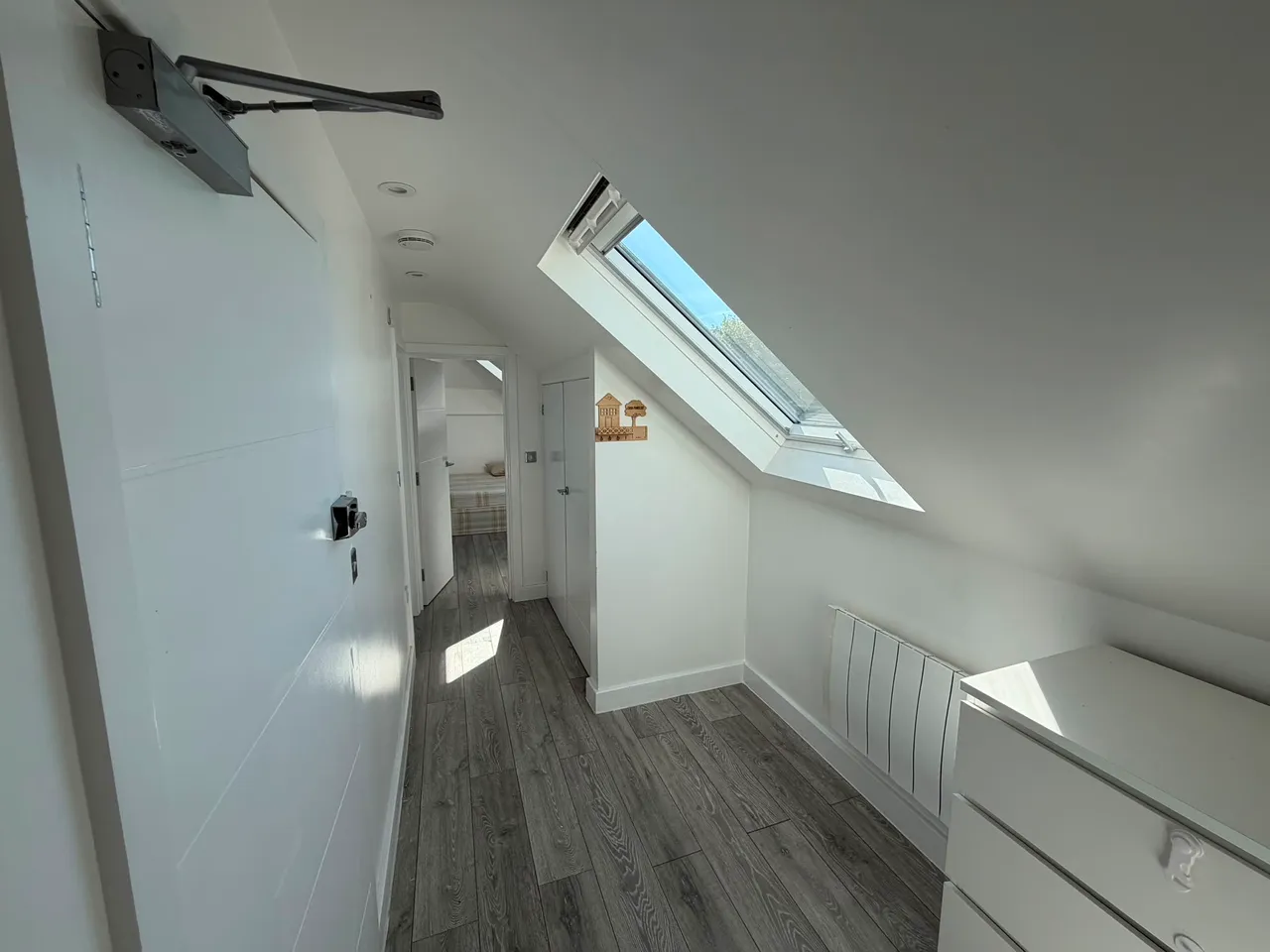 Flat To Rent in Greenford – property thumbnail 3