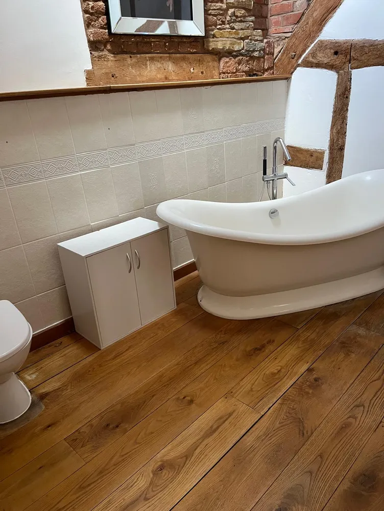 Semi-Detached House To Rent in Twigsworth – property photo 2