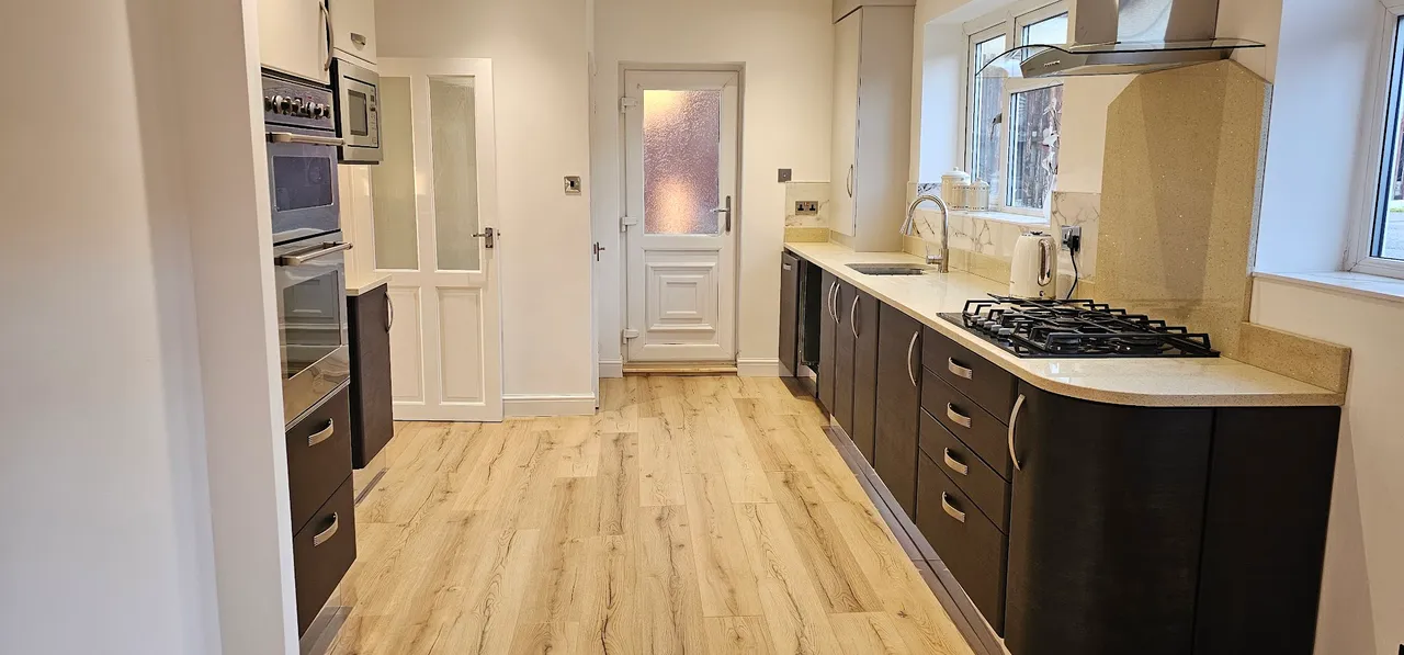 Semi-Detached House For Sale in Bolton – property photo 3
