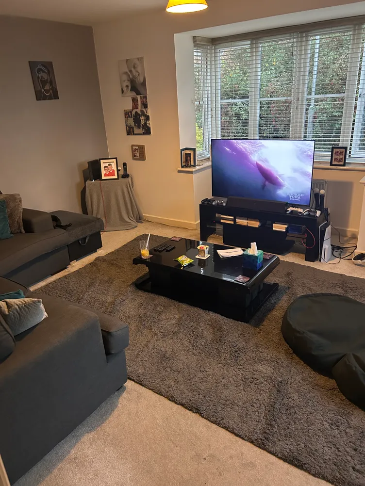 Terraced House For Sale in Bridgwater – property photo 1