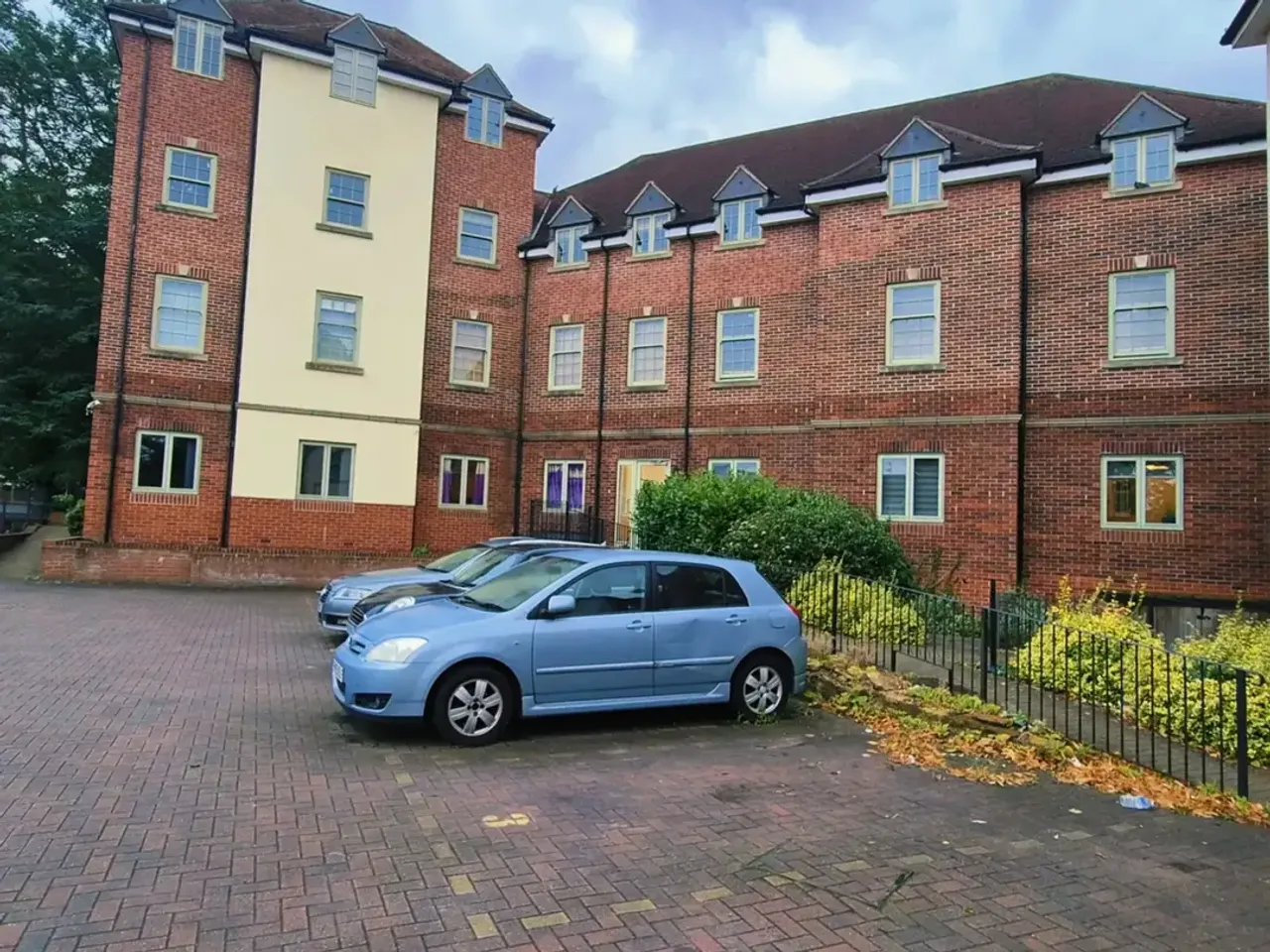 Flat To Rent in Leicester – property photo 1