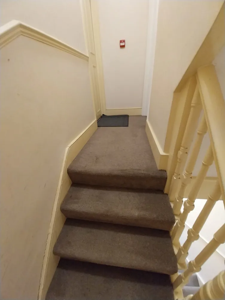 Double Room To Rent in London – property photo 3