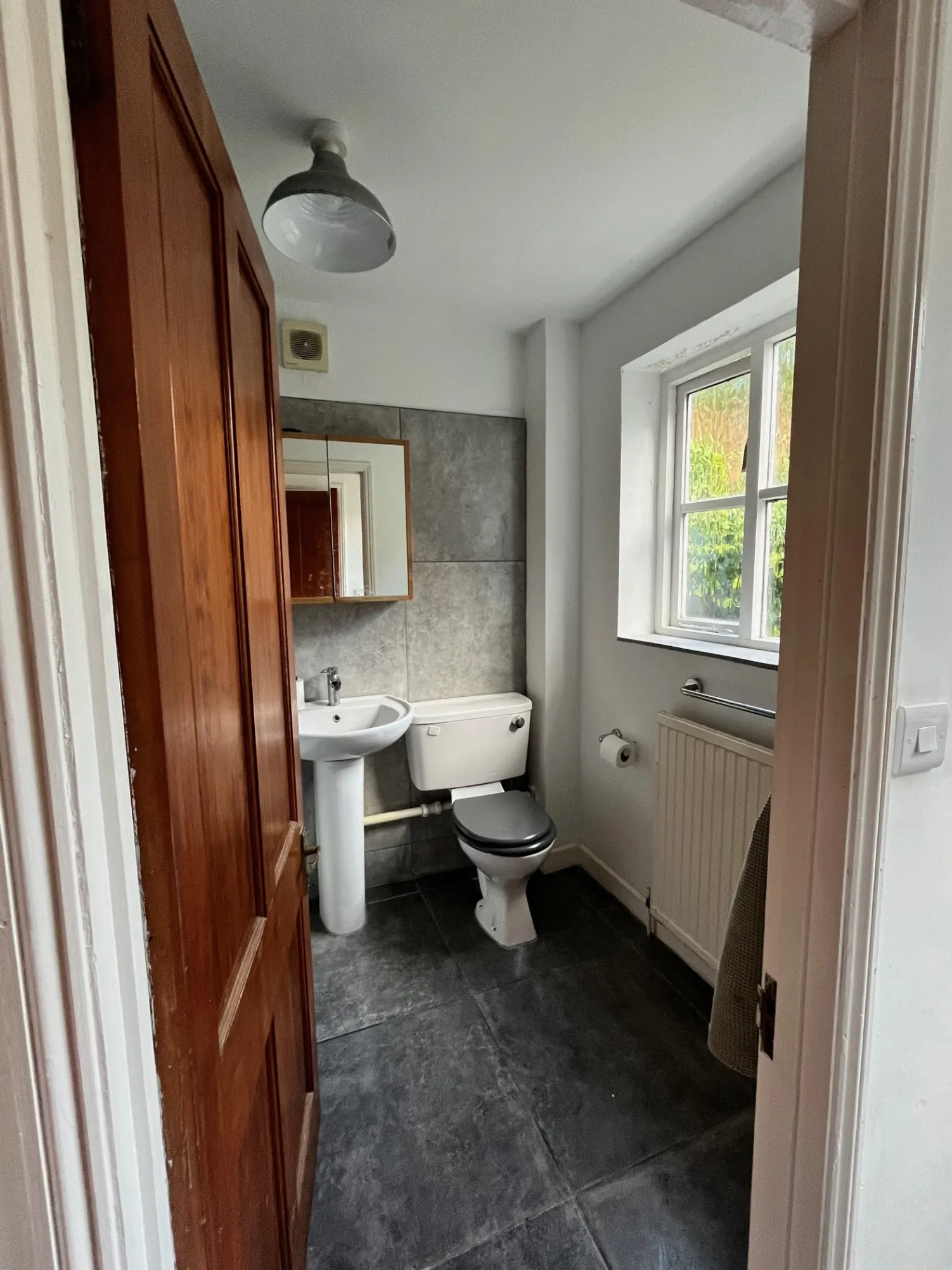 1716211071856-Bathroom 3.jpg