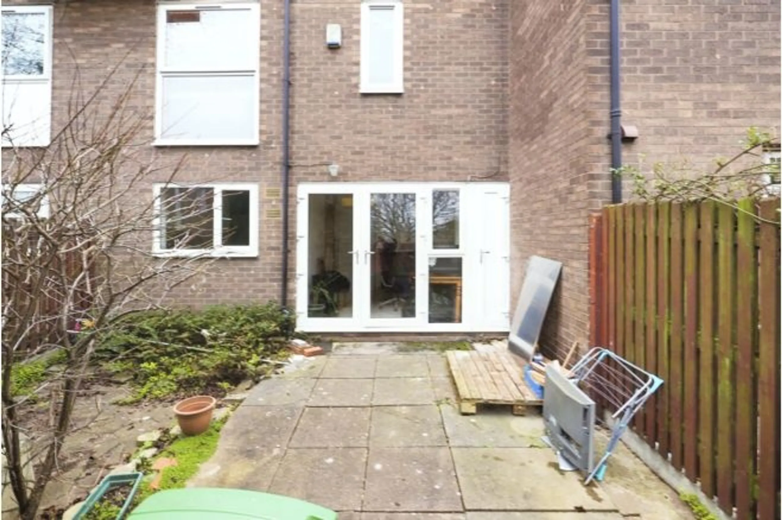 1720294907127-Lorne back.jpeg