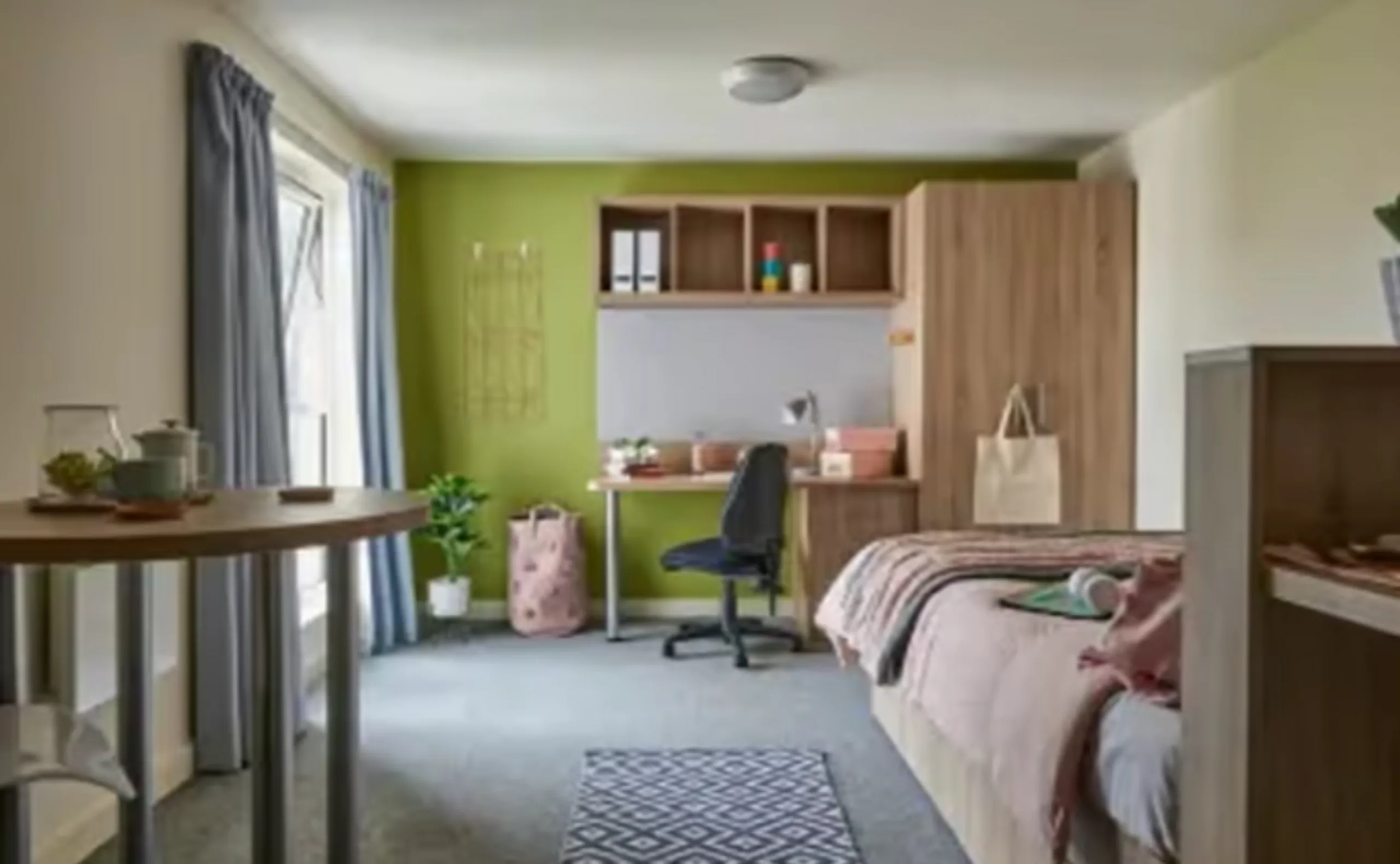 1724763097653-selly oak Birmingham.png