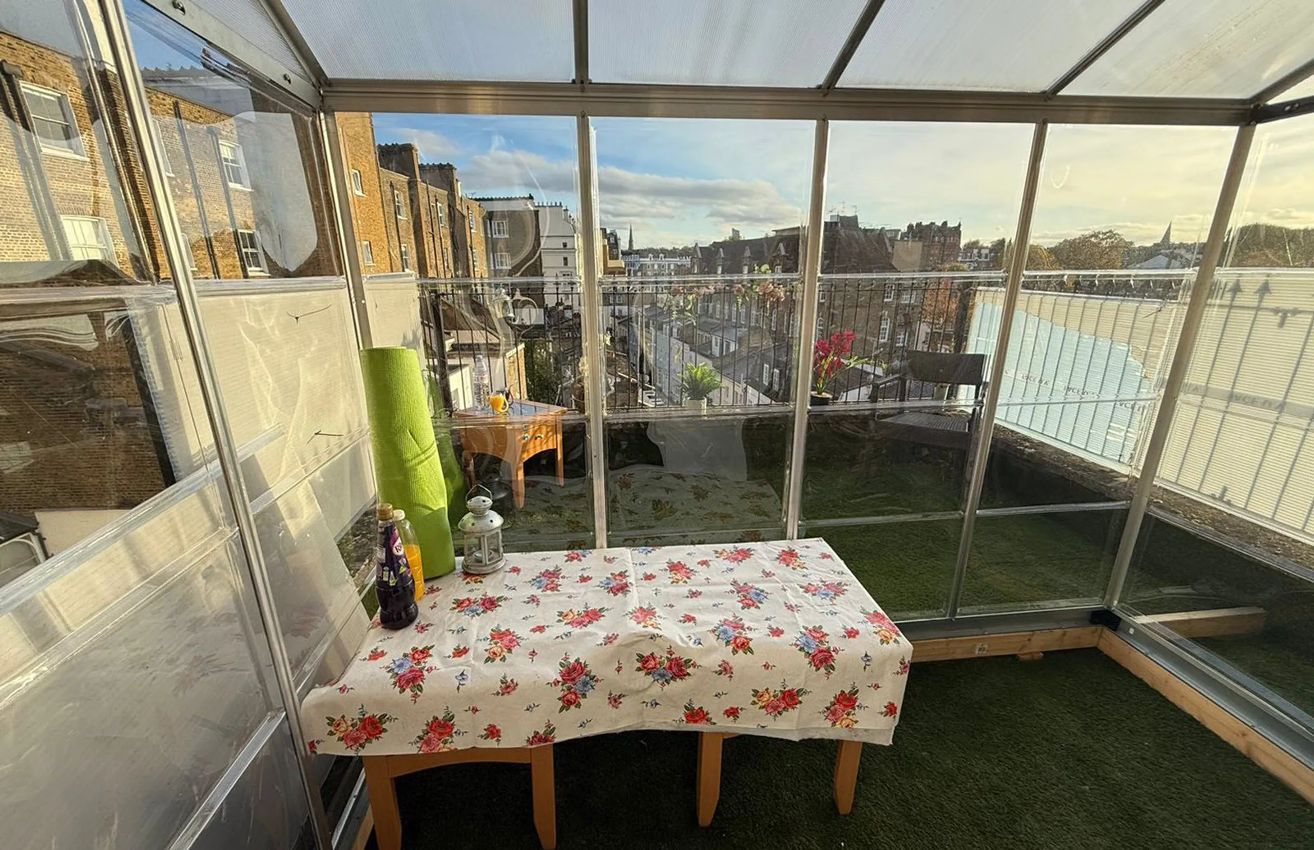 1730392102857-Sale Property London SW7 Kensington 1600web.jpg