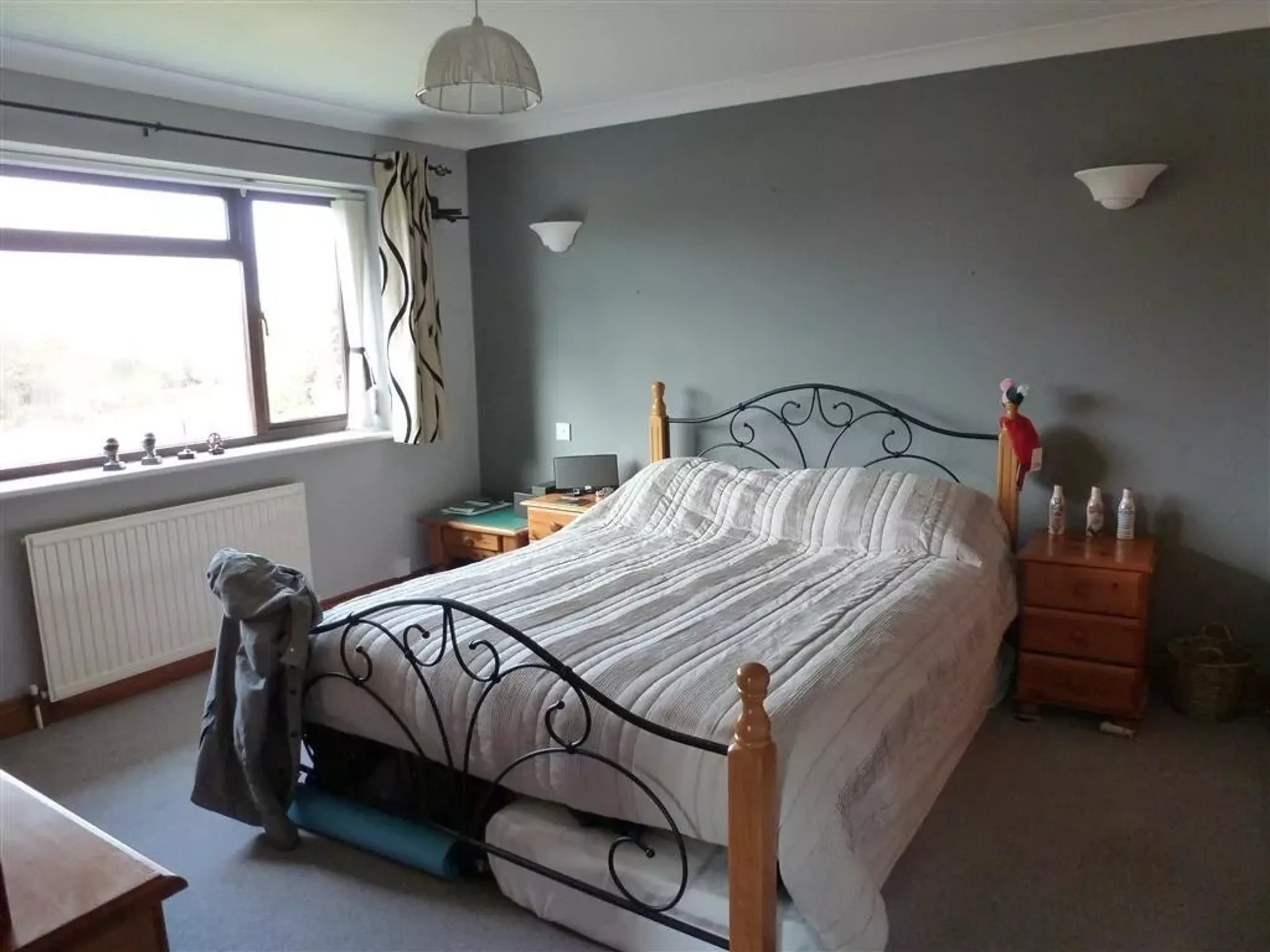 1739663628707-s-l1200 (9).webp