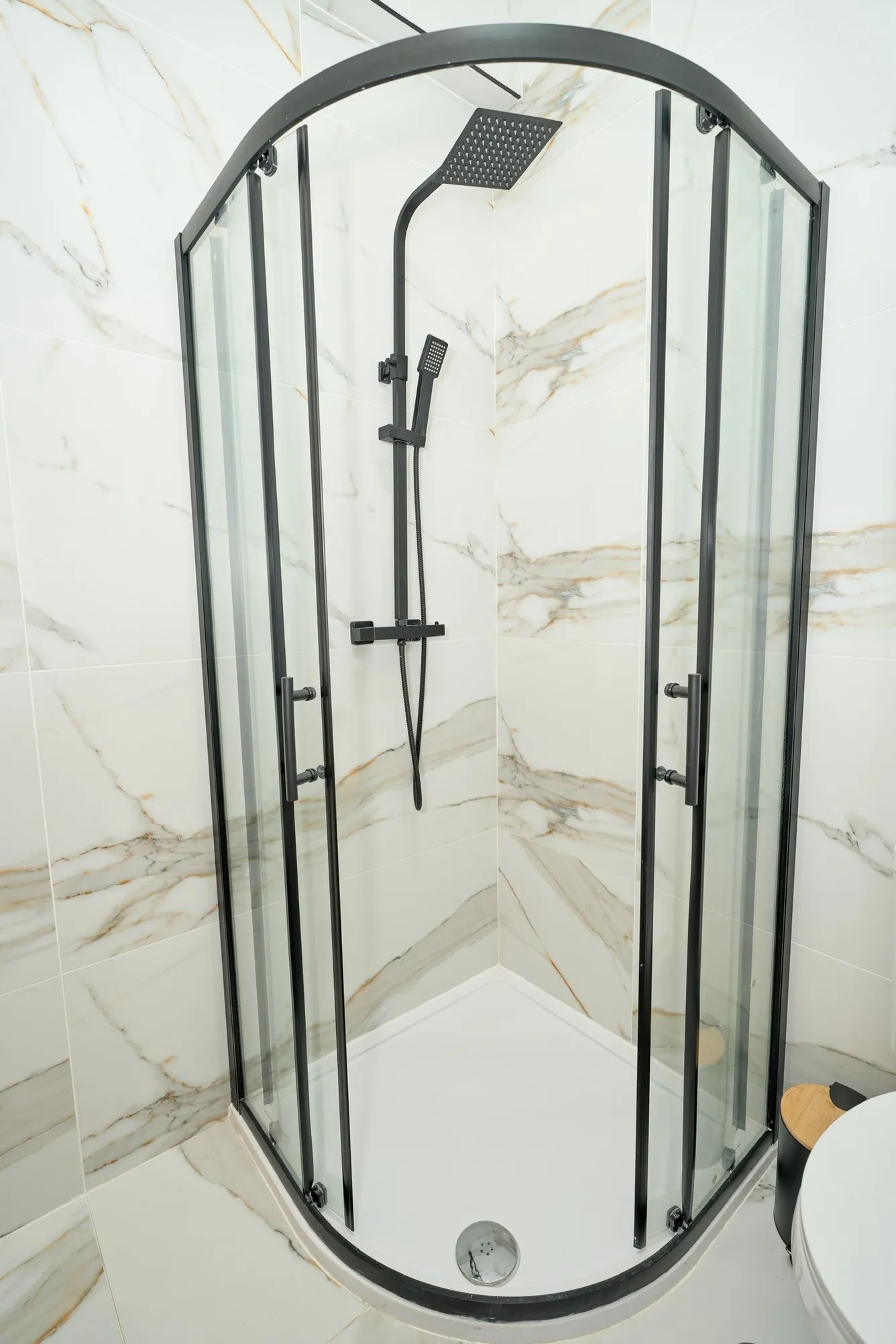 1762619221268-Burdett 8.jpeg