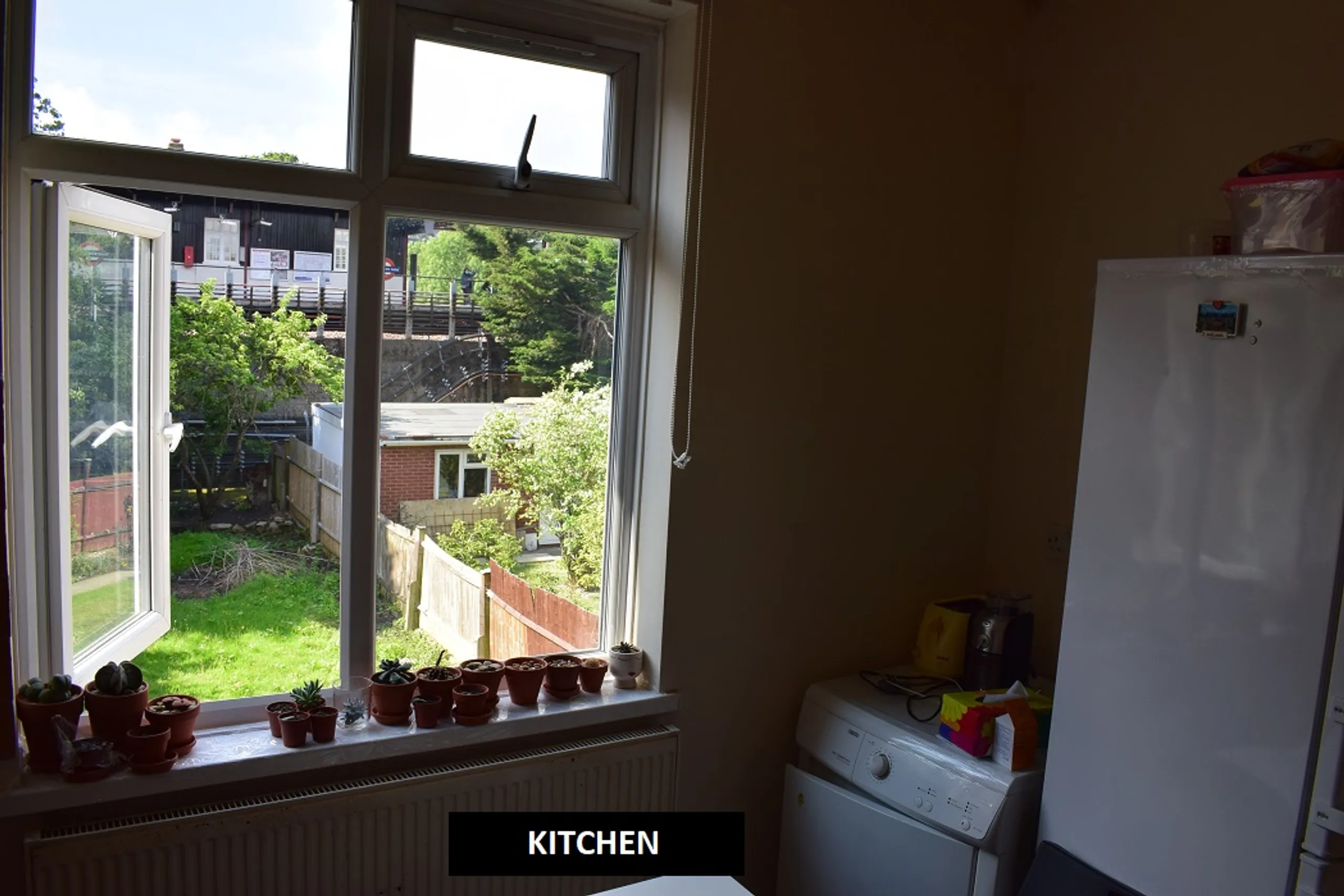 1764442135307-KITCHEN 3.JPG