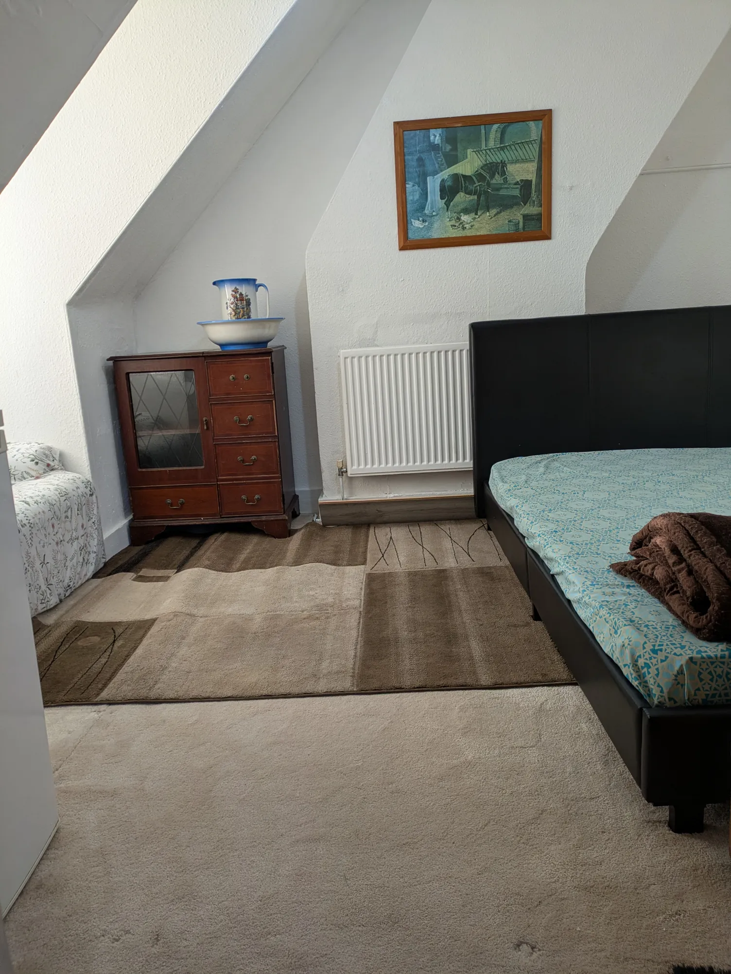 1768673317077-Bedroom 3 (2).jpg