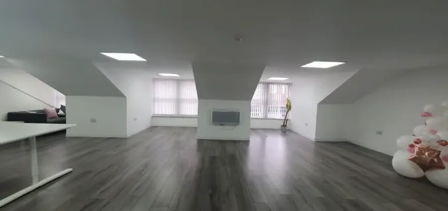1692202733002-2.png