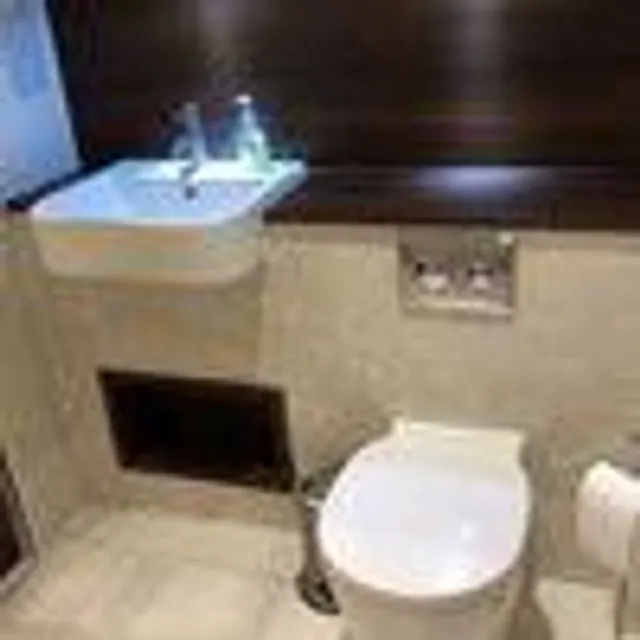 1700910050595-gfggh.jpg