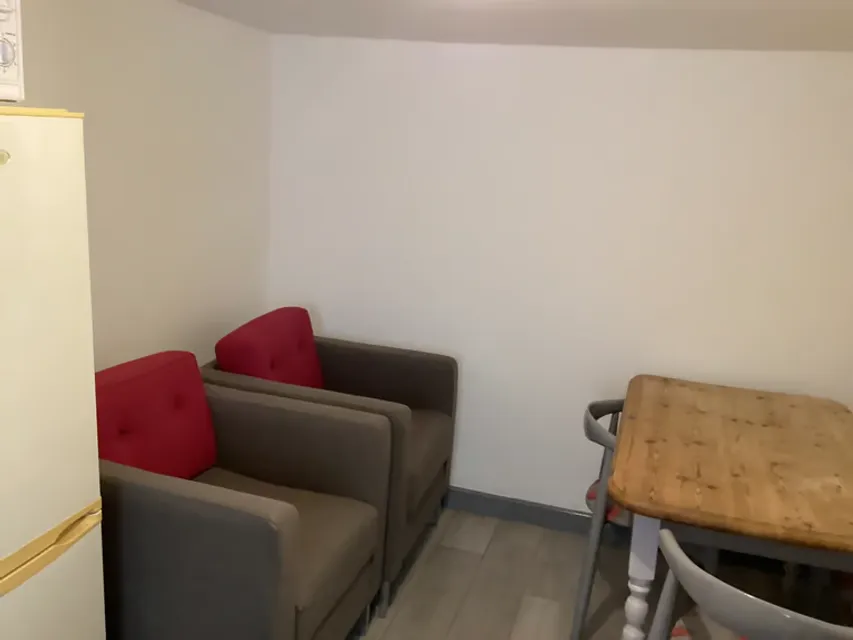 1701954748216-2.png