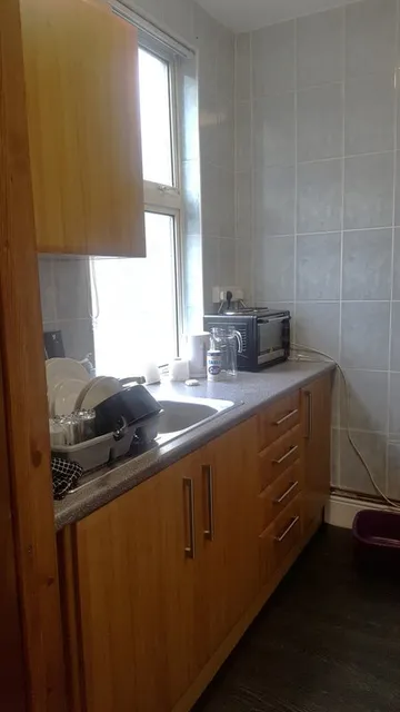 1718278928043-p5.jpg