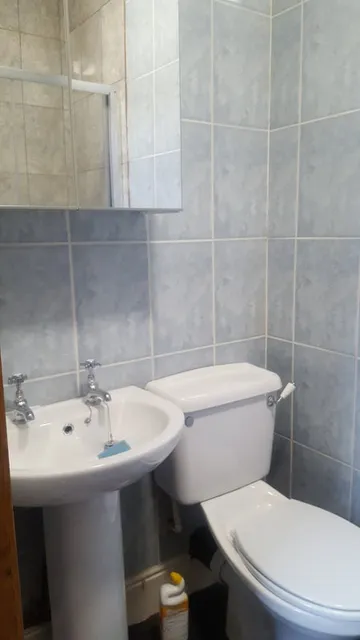 1718278931725-p7.jpg